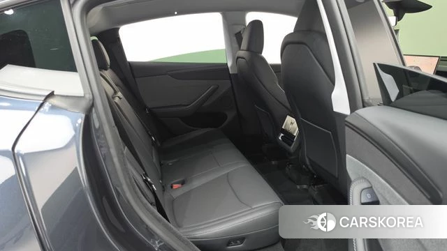Tesla Model Y id 4879589 из Кореи 34