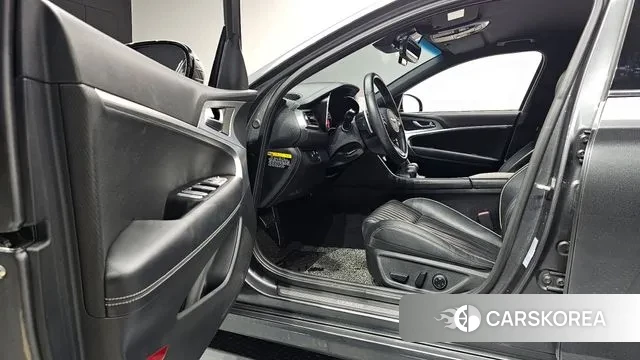 Genesis G70 id 3434160 из Кореи 20