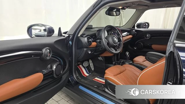 Mini Cooper S id 4671103 из Кореи 31