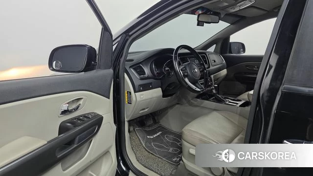 Kia The New Carnival id 4377998 из Кореи 20