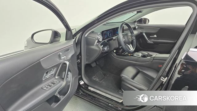 Mercedes-Benz A-Class W177 id 4727513 из Кореи 33