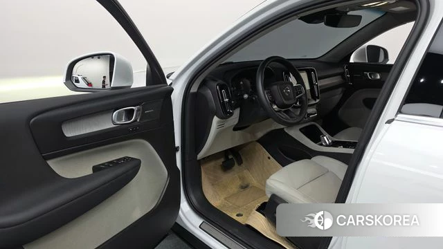 Volvo XC40 id 4655638 из Кореи 32
