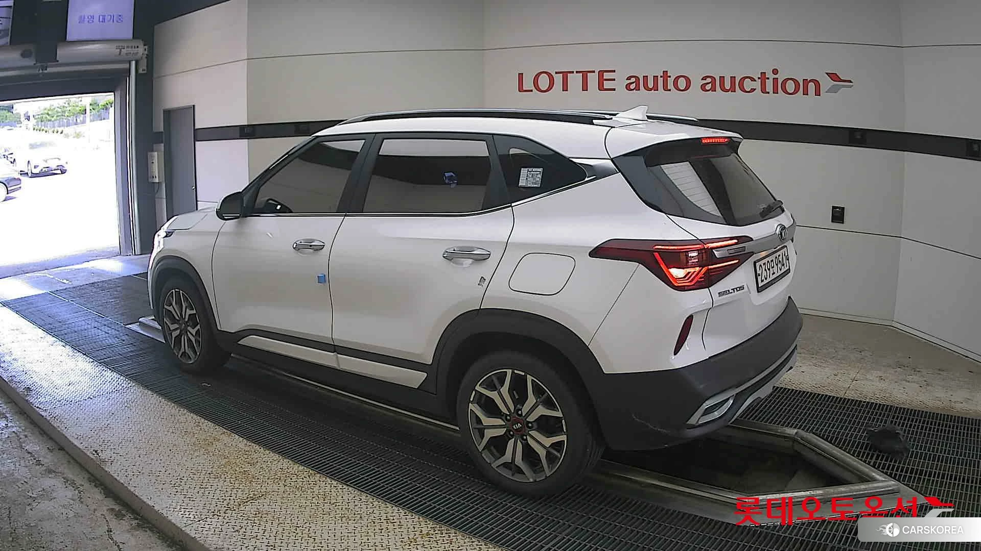 Kia Seltos id 4498420 из Кореи 37