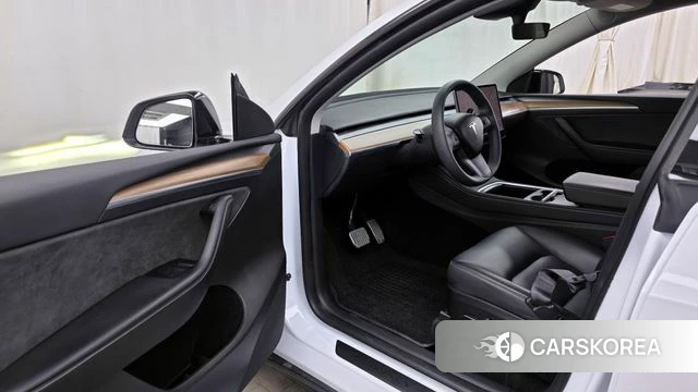 Tesla Model Y id 3896854 из Кореи 20