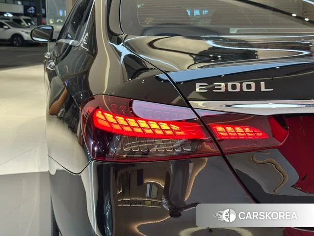 Mercedes-Benz E-class id 4182667 из Китая 21