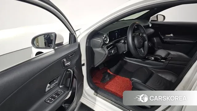 Mercedes-Benz A-Class W177 id 3362413 из Кореи 20