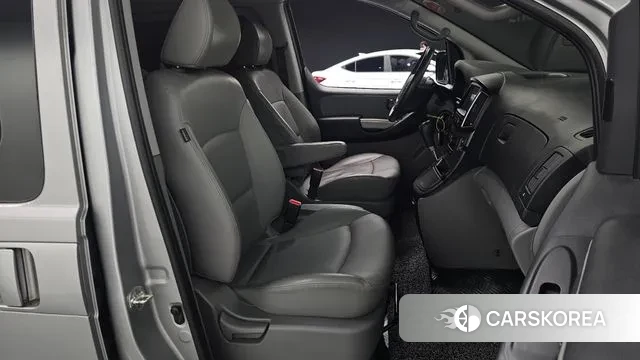 Hyundai The New Grand Starex id 3681779 из Кореи 20