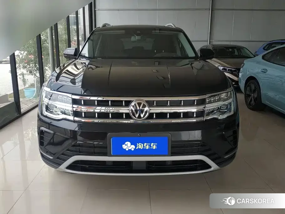 Volkswagen Touareg id 4686274 из Китая 16