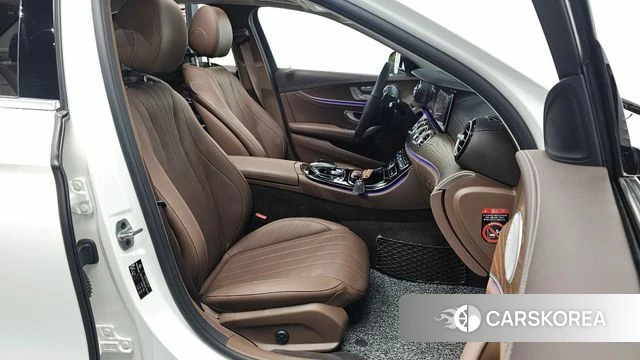 Mercedes-Benz E-Class W213 id 3813976 из Кореи 20