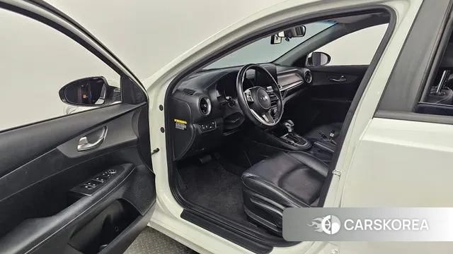 Kia Come New K3 id 2986037 из Кореи 20