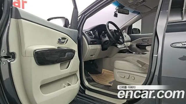 Kia The New Carnival id 2641620 из Кореи 20