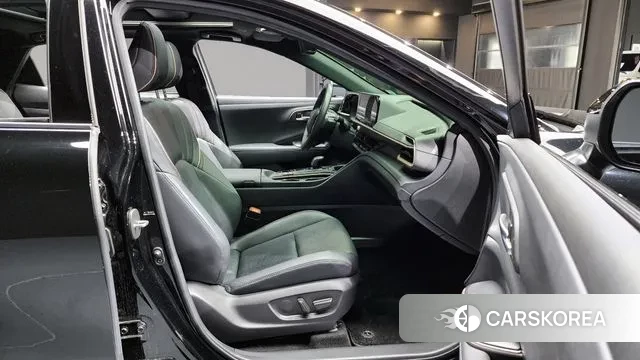 Toyota Crown Crossover id 3316817 из Кореи 20