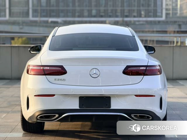Mercedes-Benz E-class (imported) id 3968842 из Китая 17