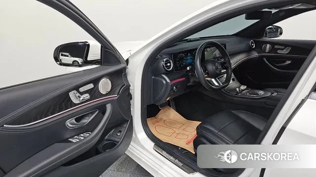Mercedes-Benz E-Class W213 id 3649453 из Кореи 20