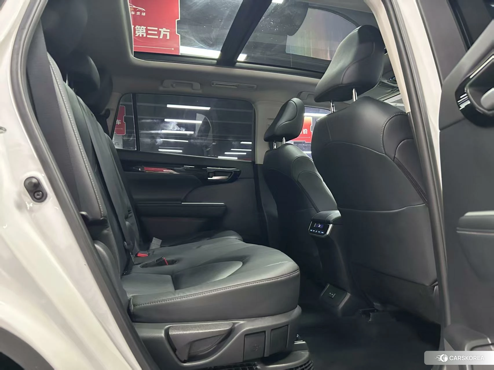 Toyota Highlander id 4426704 из Китая 22