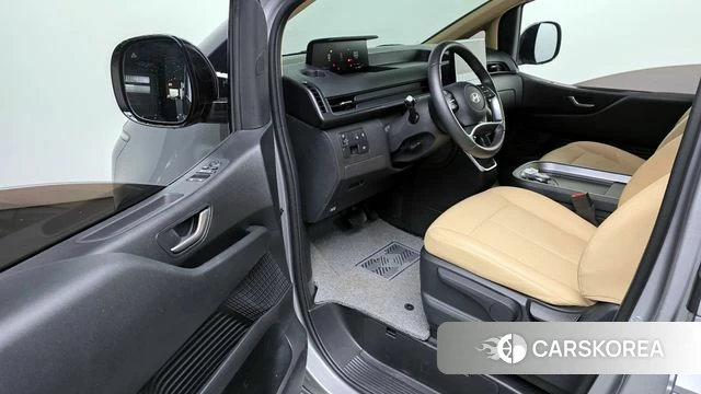 Hyundai Staria id 3810947 из Кореи 20