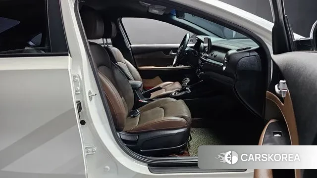 Kia Come New K3 id 3672528 из Кореи 20