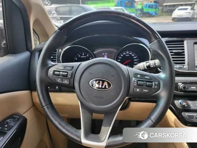 Kia The New Carnival id 3098225 из Кореи 18