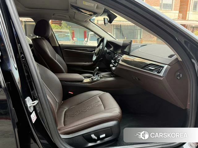 BMW 5 series id 4259108 из Китая 17