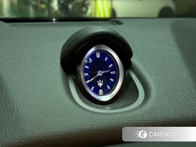 Maserati Ghibli id 3085473 из Кореи 15