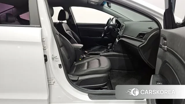 Hyundai The New Avante AD id 3171336 из Кореи 20