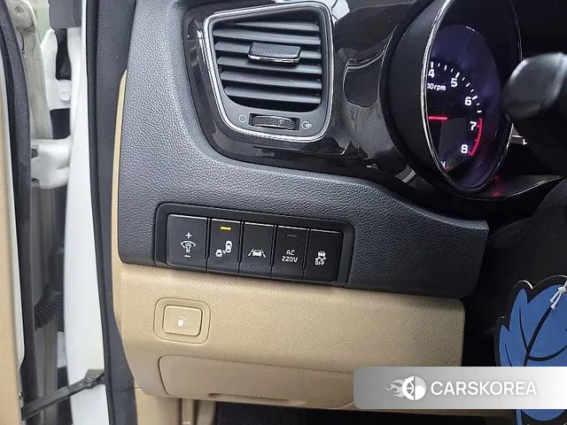 Kia The New Carnival id 3713516 из Кореи 20