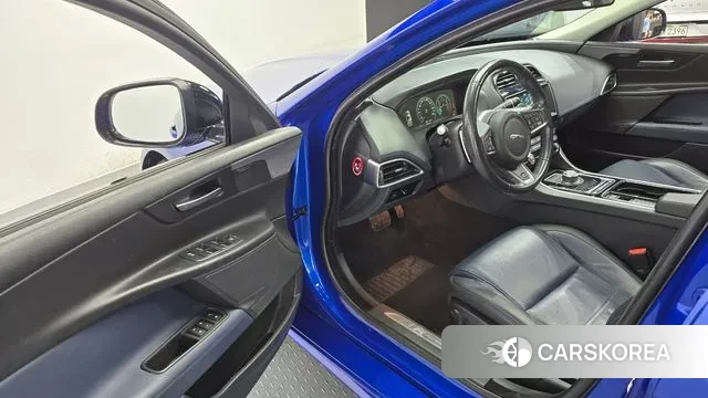 Jaguar XE id 3085408 из Кореи 20