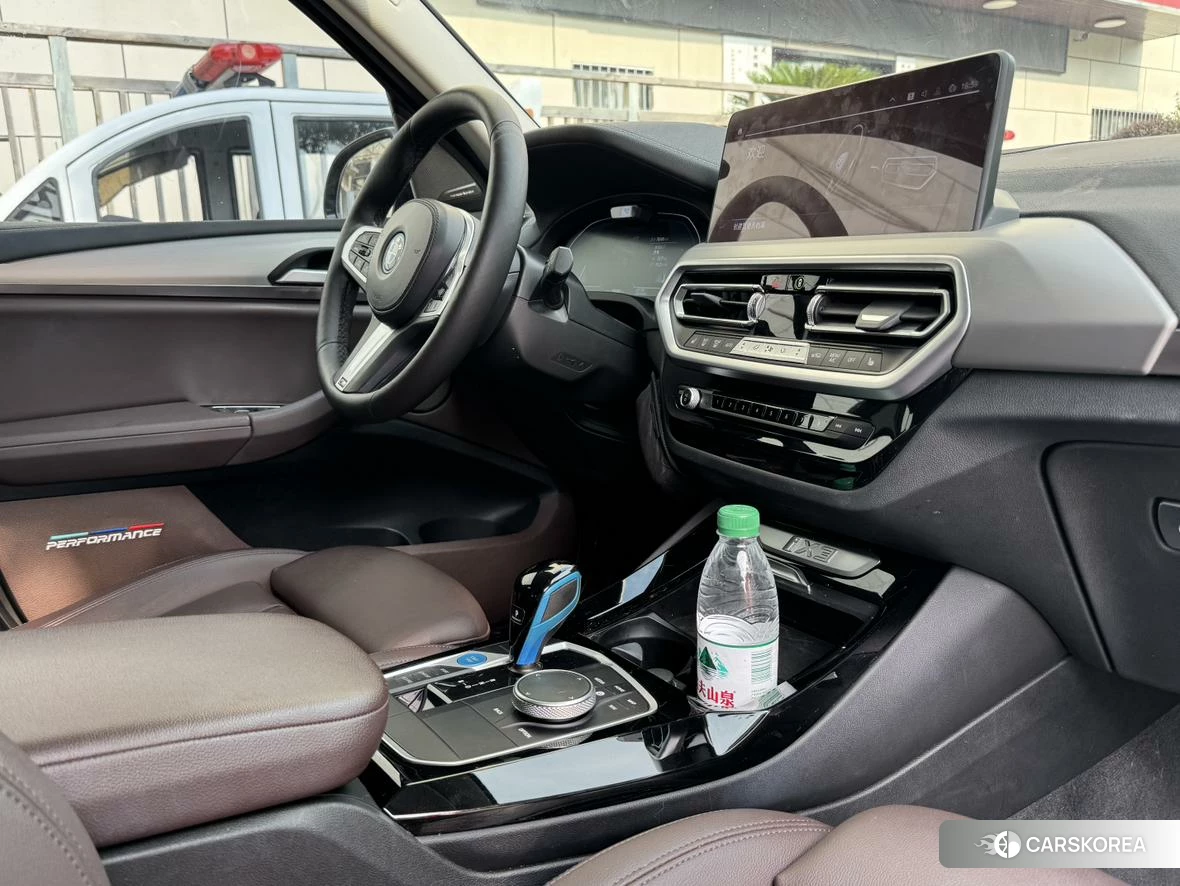 BMW iX3 id 4514725 из Китая 16
