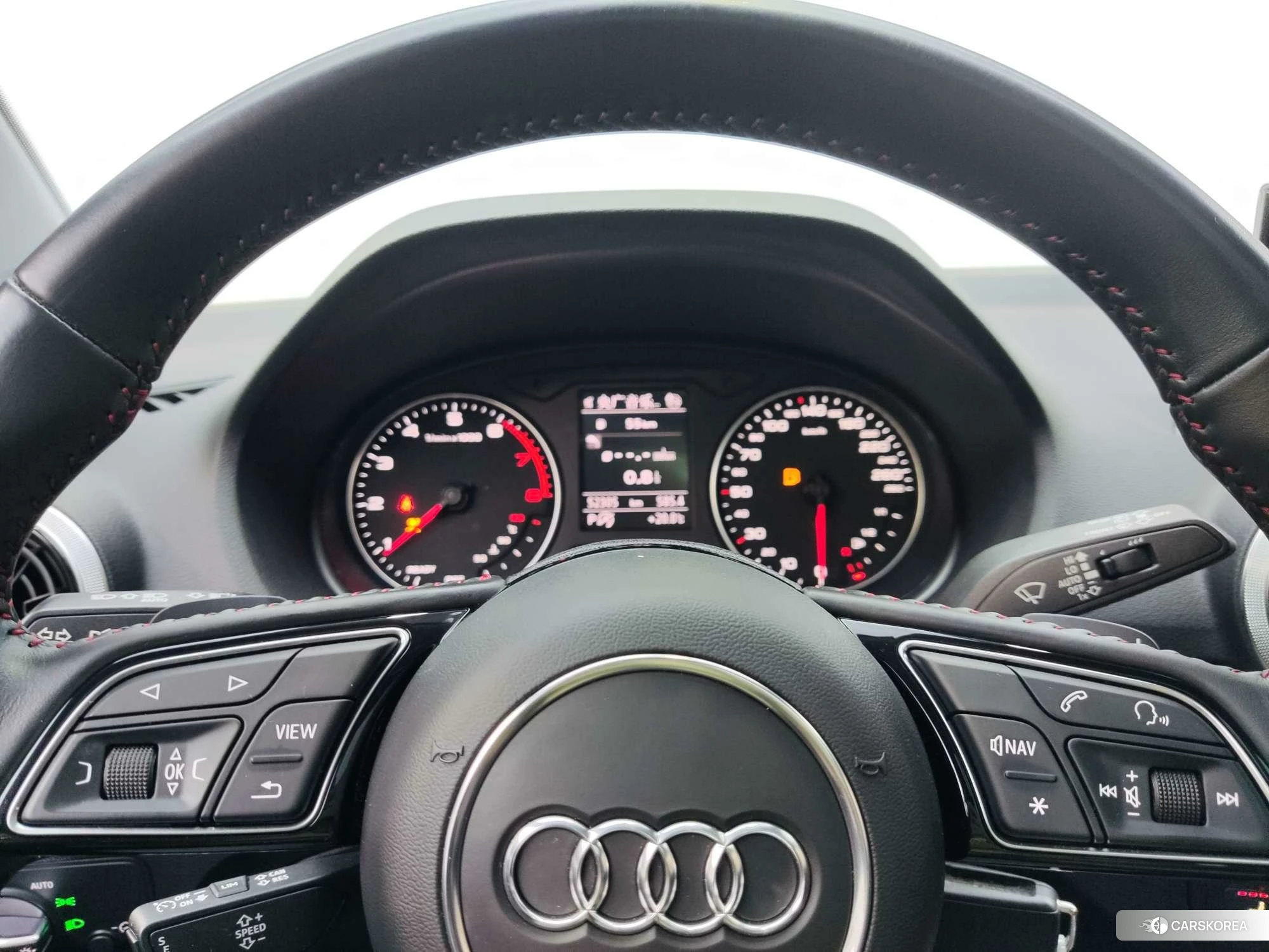 Audi Q2L id 4473290 из Китая 17