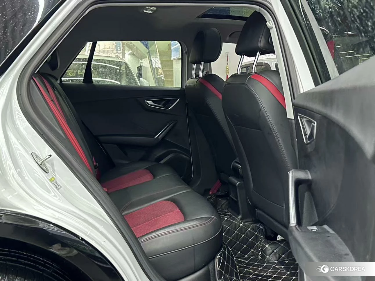 Audi Q2L id 4479757 из Китая 15