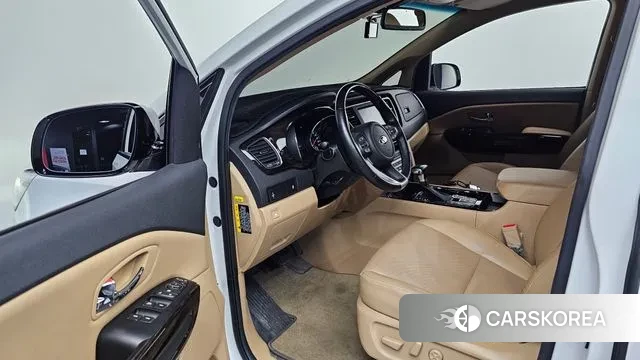 Kia The New Carnival id 3789168 из Кореи 20