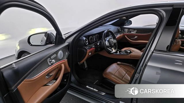 Mercedes-Benz E-Class W213 id 4384459 из Кореи 38