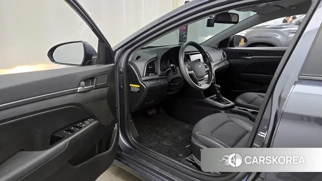 Hyundai Avante AD id 3779208 из Кореи 20