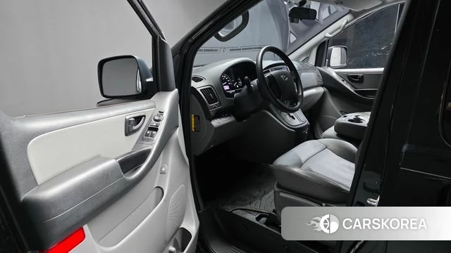 Hyundai The New Grand Starex id 4225296 из Кореи 20