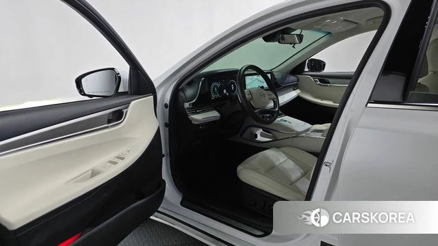 Hyundai The New Grandeur IG Hybrid id 4636449 из Кореи 32