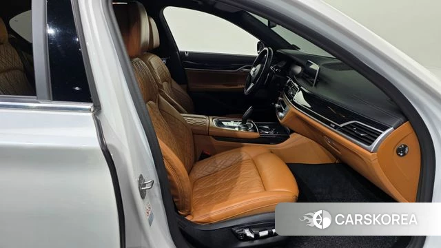 BMW 7 Series (G11) id 4556733 из Кореи 39