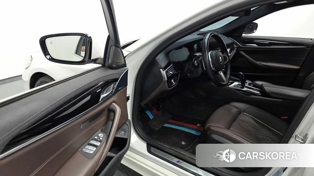 BMW 5 Series (G30) id 4758726 из Кореи 20