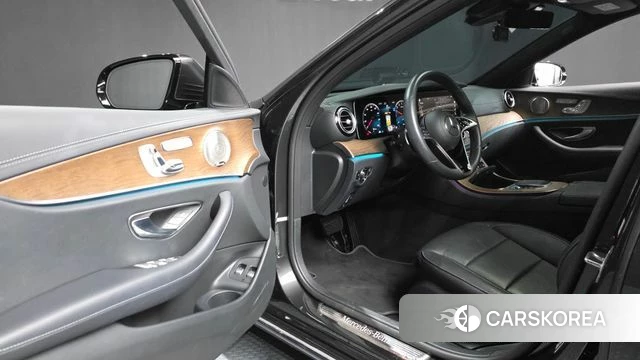Mercedes-Benz E-Class W213 id 4784662 из Кореи 32