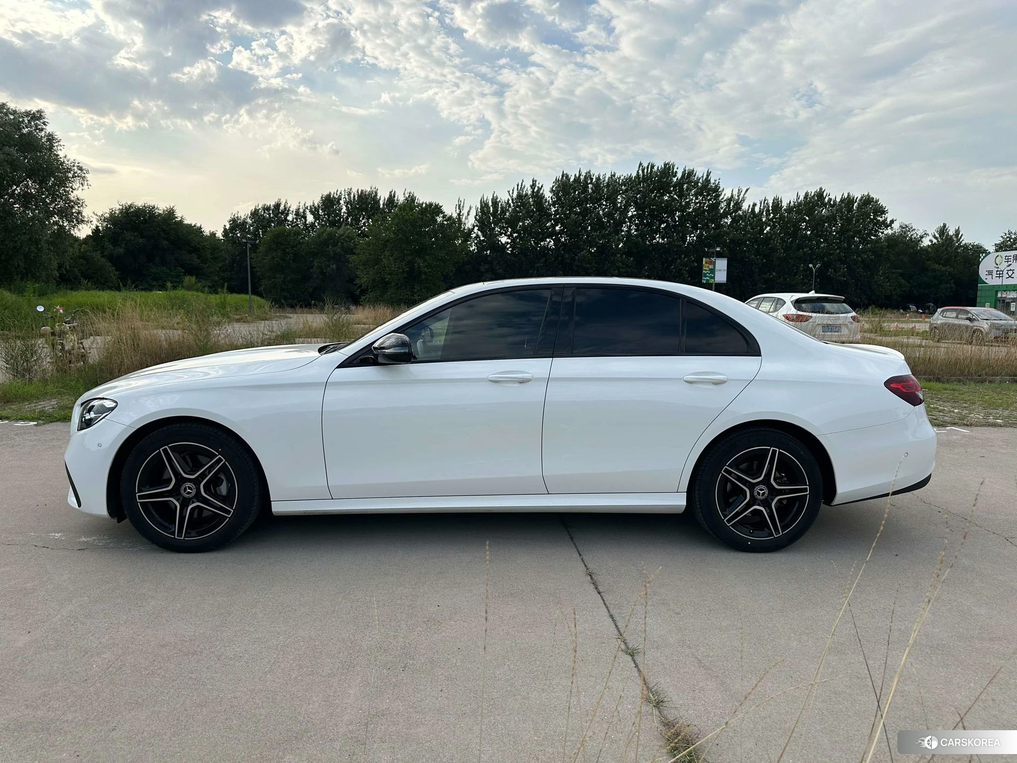 Mercedes-Benz E-Class id 4513579 из Китая 25