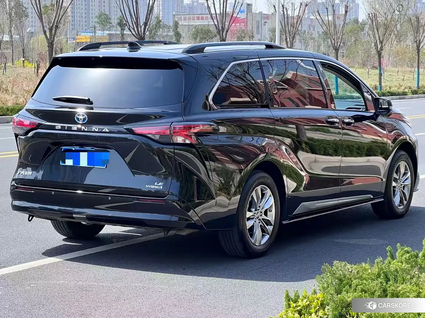 Toyota Sienna id 4583796 из Китая 19