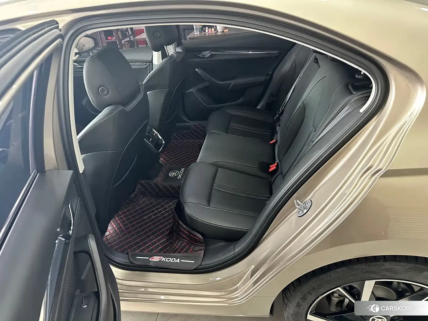 Skoda Octavia id 4669276 из Китая 12