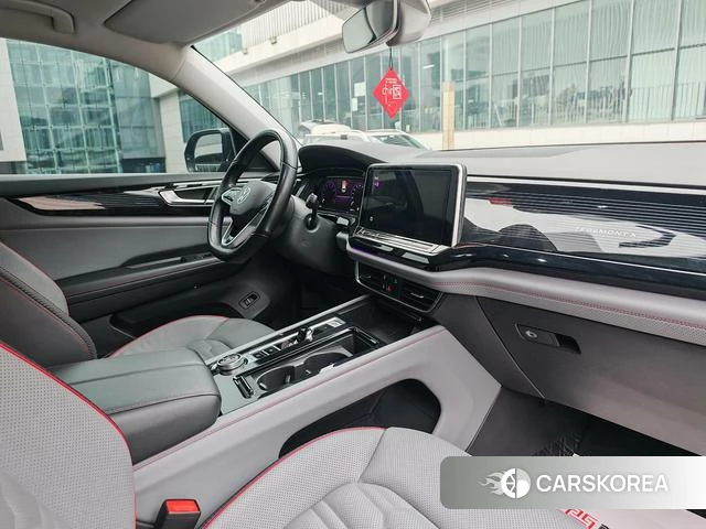 Volkswagen Tourang id 4298241 из Китая 15