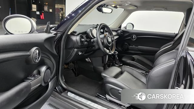 Mini Cooper id 4536474 из Кореи 33