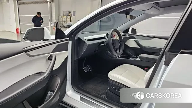 Tesla Model Y id 3466917 из Кореи 20