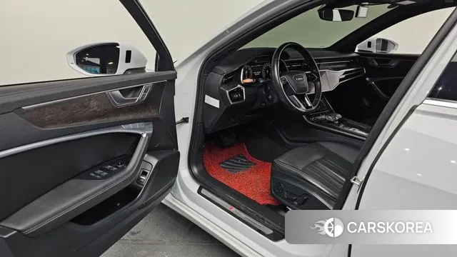 Audi A6 (C8) id 3665637 из Кореи 20