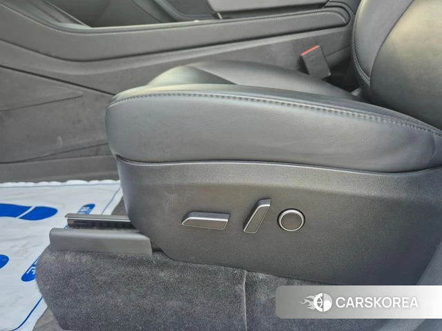 Tesla Model Y id 4691347 из Кореи 20