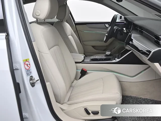 Audi A6 (C8) id 3648942 из Кореи 20