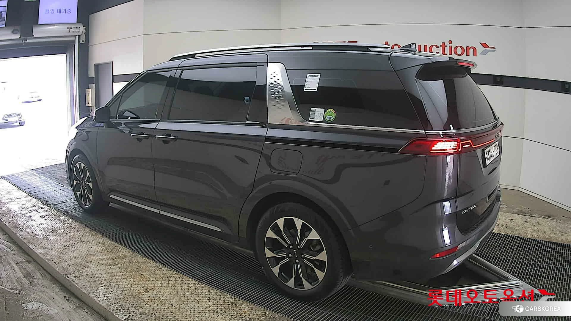 Kia Carnival Limousine id 3875728 из Кореи 38