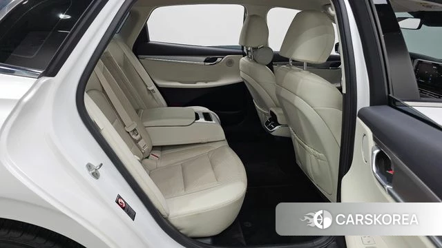 Hyundai The New Grandeur IG Hybrid id 4702564 из Кореи 33