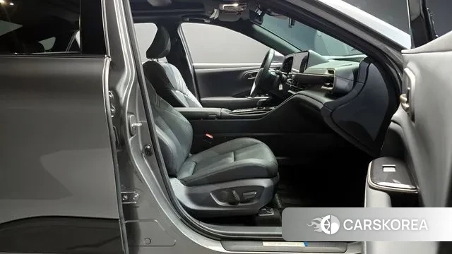 Toyota Crown Crossover id 3620152 из Кореи 20